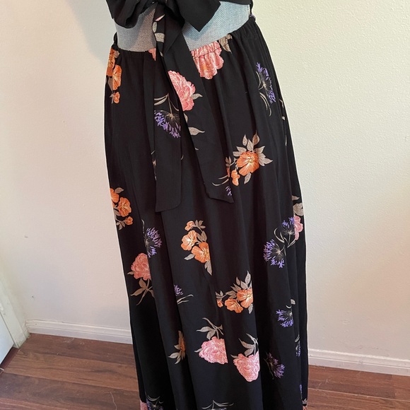 Windsor Black Orange and Purple Maxi Dress - Picture 15 of 16